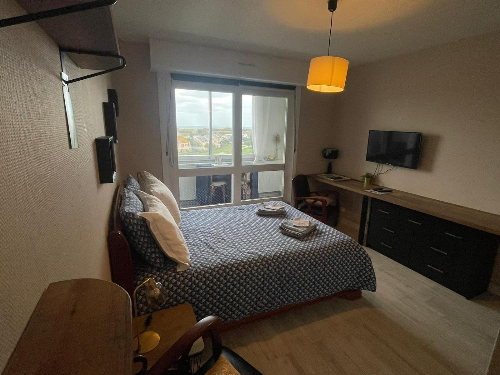 Studio 24 - Coucher De Soleil & Vue Mer Courseulles-sur-Mer Exteriér fotografie